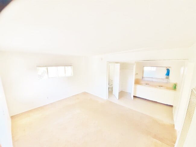 Bedroom - 1514 Penmar Ave