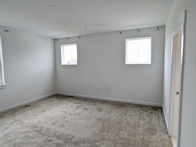 Building Photo - 1207 Marsalis Pl