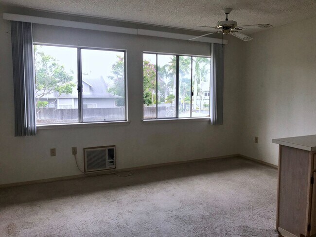 Building Photo - Kumelewai Gardens 1 Bedroom, 1 Bath, 1 Par...