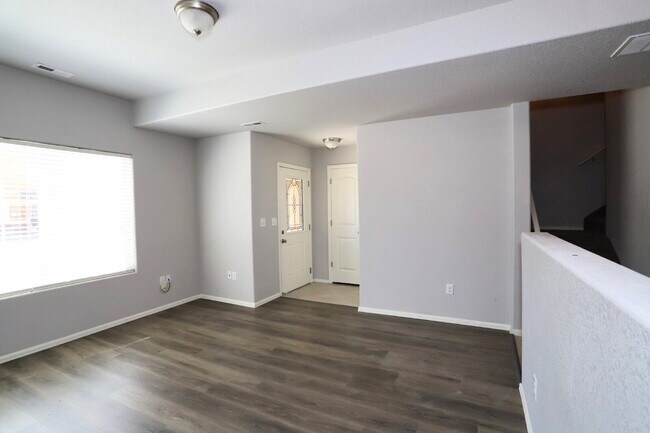 Building Photo - Townhouse Living Redefined — Comfort, Spac...