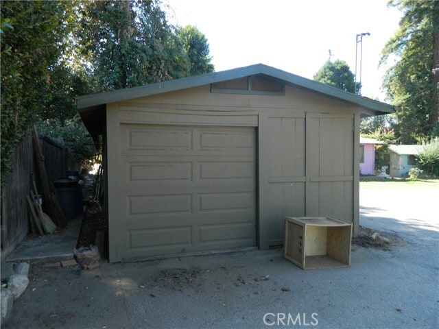 Building Photo - 2738 Mill Creek Rd