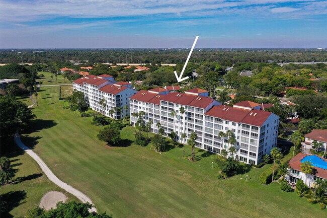 Building Photo - 4108 W Palm Aire Dr