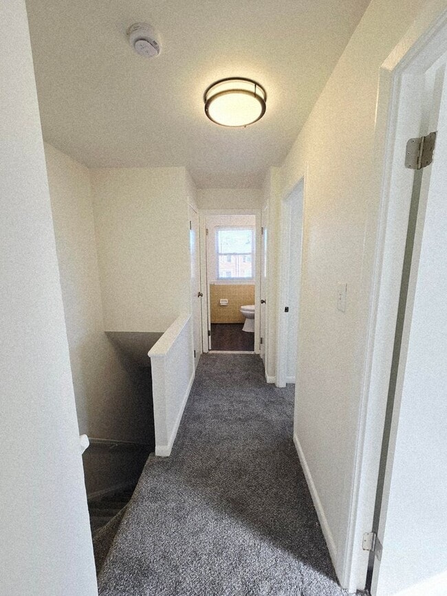 Building Photo - Renovated 3-Bedroom, 1-Bathroom Home in Beechfield