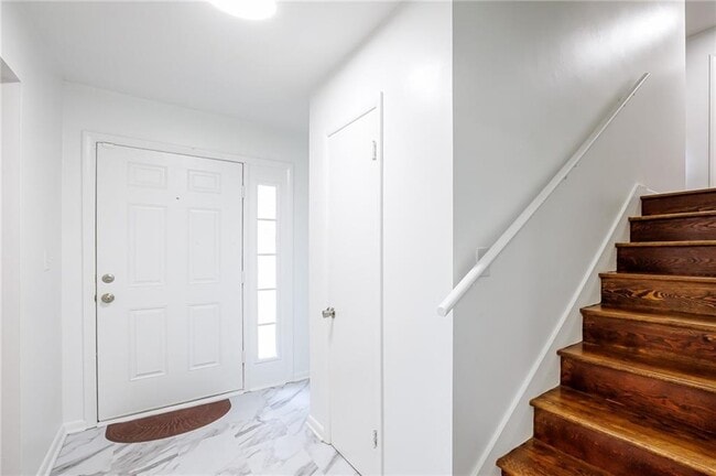 Building Photo - 2692 Whites Mill Ct