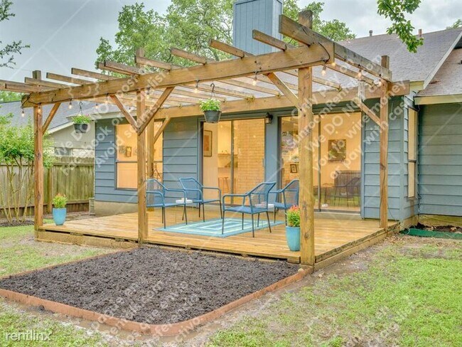Building Photo - 4908 Dry Oak Trail