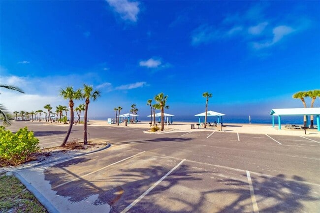 Building Photo - 5521 W Shr Dr