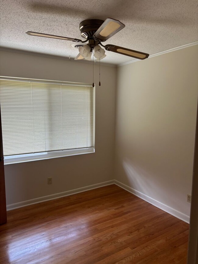 Building Photo - Cozy home in Grovetown