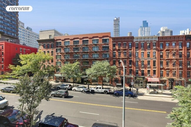 Building Photo - 501 E 87th St