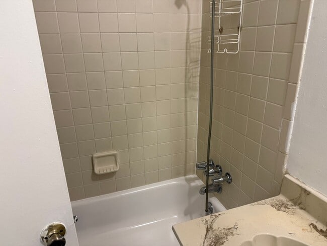 Building Photo - Spacious 2bd/2ba home for rent!