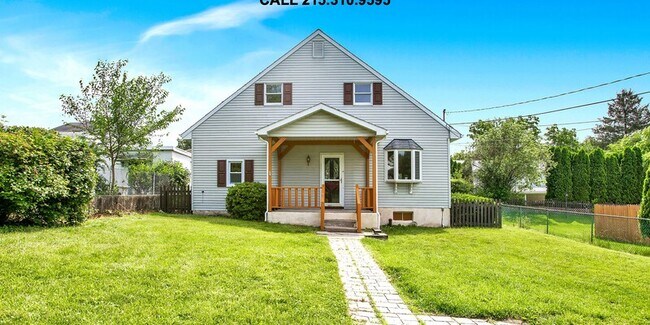 Primary Photo - 1535 Maumee Ave