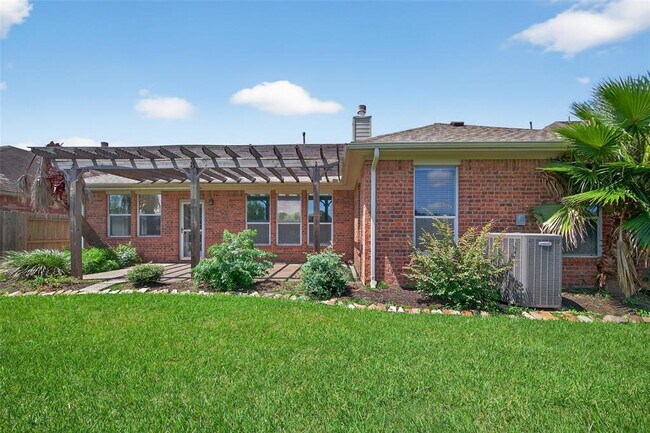 Building Photo - 3491 Cedar Prairie Dr