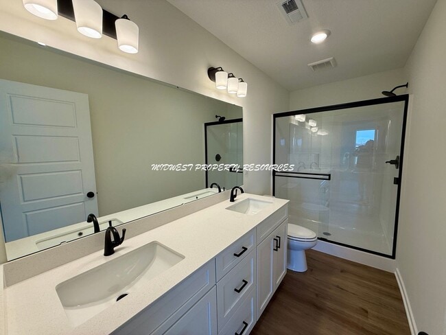 Building Photo - Brand-New 4 Bedroom Open w/Concept Living – Lee’s Summit Schools