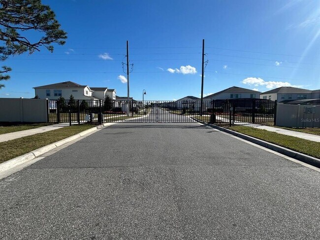 Building Photo - 4805 Fair Winds Ct