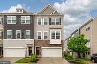 Building Photo - 7722 Venice Ln