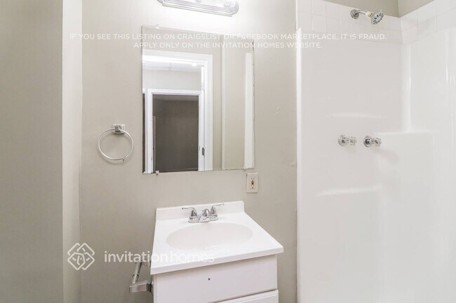 Building Photo - 7300 Hunters Ridge Dr