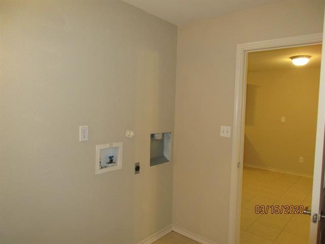 Building Photo - 908 Parkplace Ridge