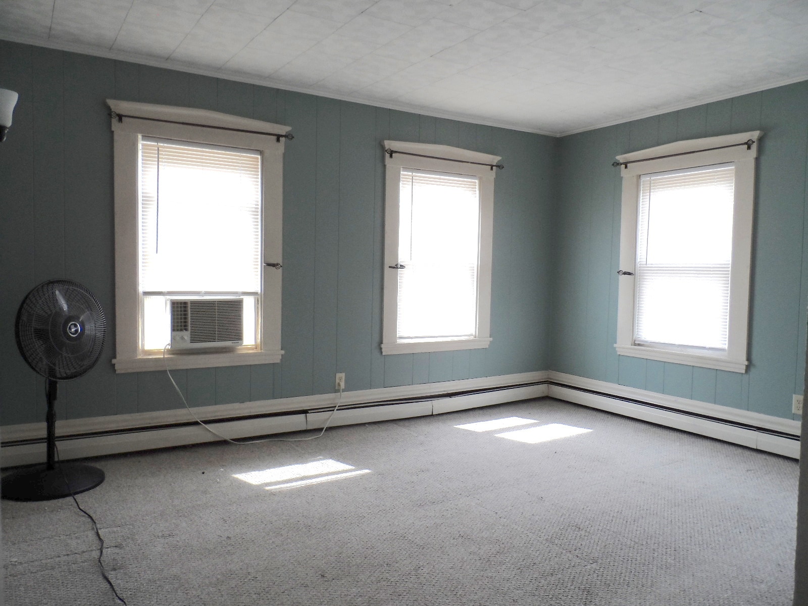 Building Photo - 11 Chestnut St