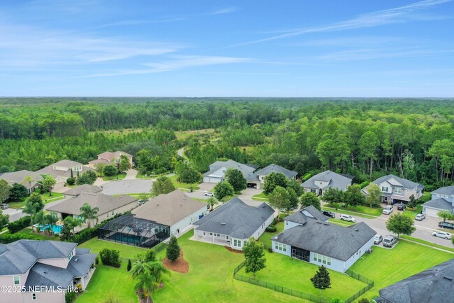 Building Photo - 420 Eagle Rock Dr