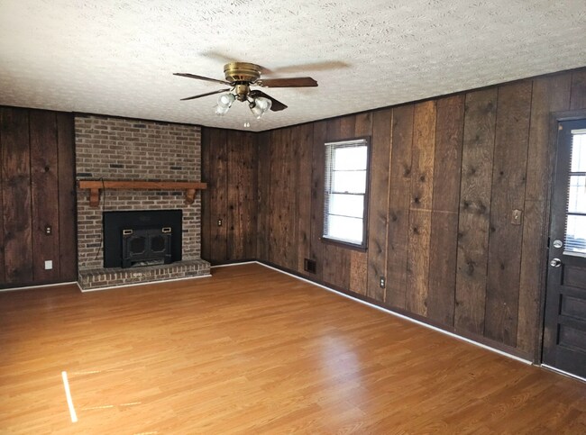 Building Photo - 3101 Cabriolet Trail