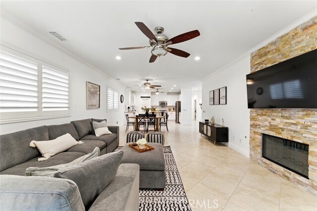 Building Photo - 49880 Bates Dr