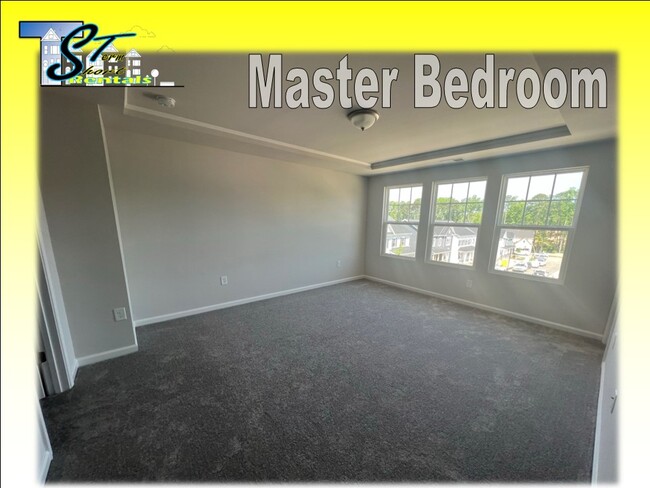 Building Photo - 1275