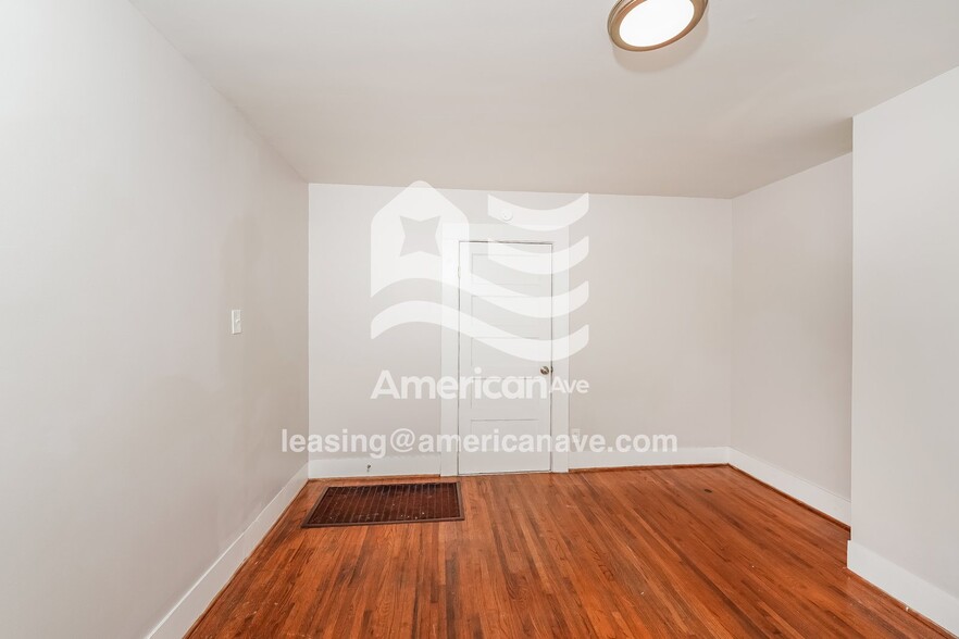 Building Photo - 1220 Ford Ave