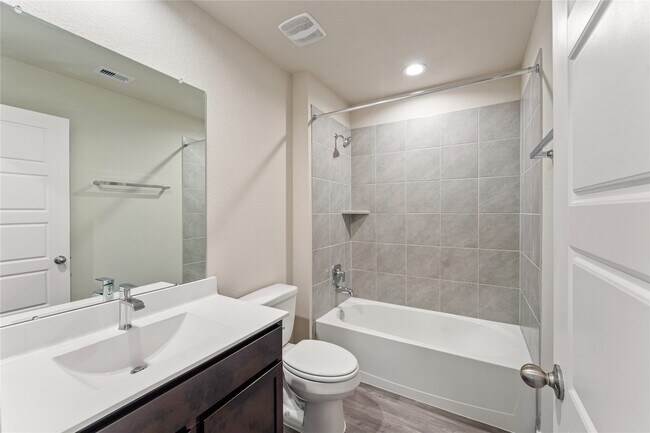 Building Photo - 12722 Basinghall Ln