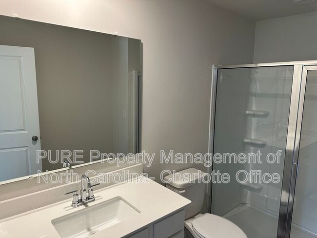 Building Photo - 1835 Autumn Mist Dr