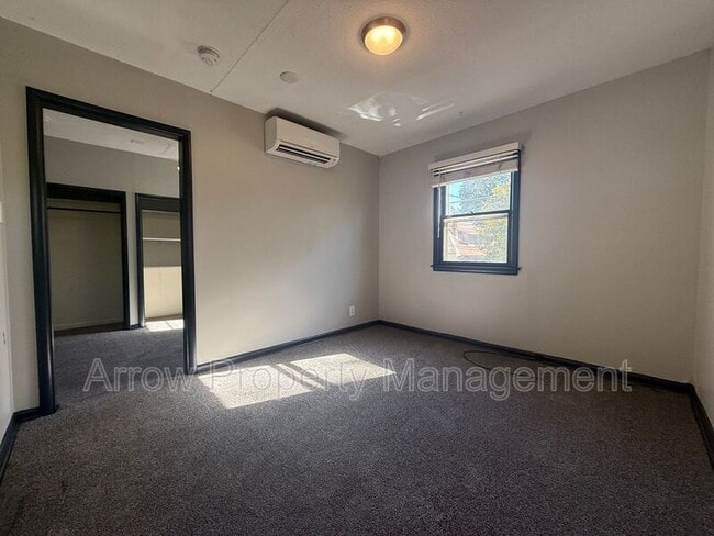 Building Photo - 845 S 29th St