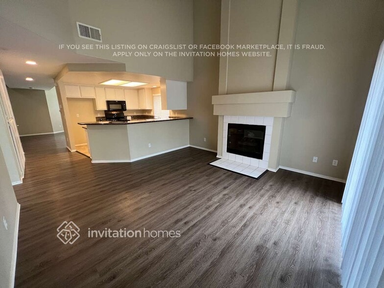 Building Photo - 5777 El Palomino Dr