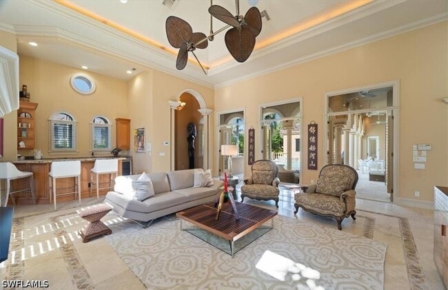 Building Photo - 550 21st Ave S