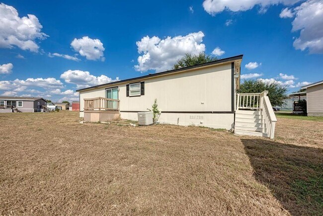 Building Photo - 187 Horseshoe Bend Rd