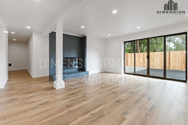 Building Photo - 13848 29th Ave S