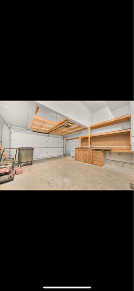 Building Photo - 1470 Sweetbay Dr