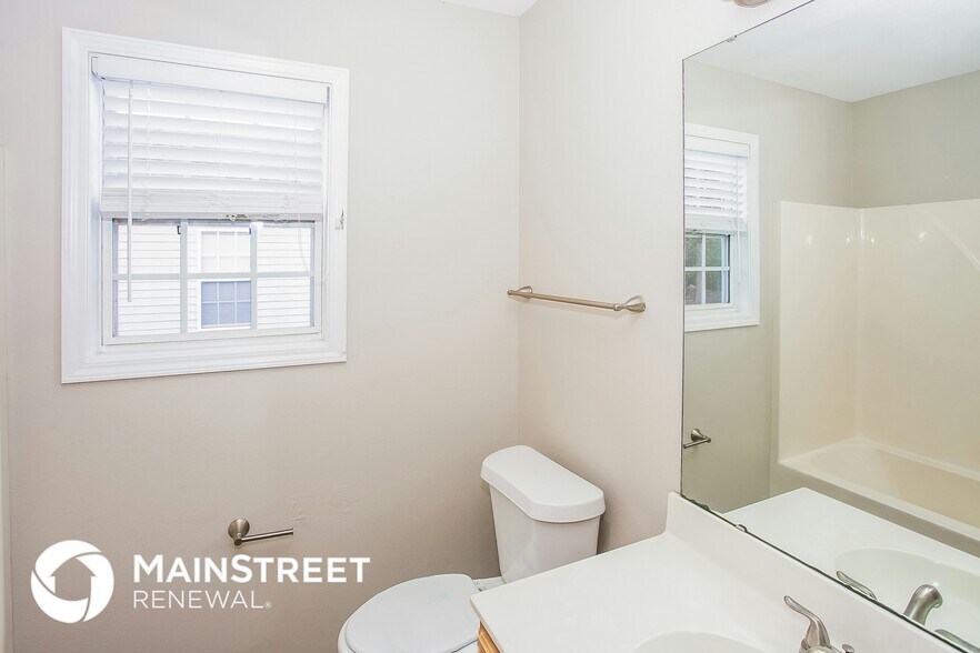 Building Photo - 8930 1st Run Ct