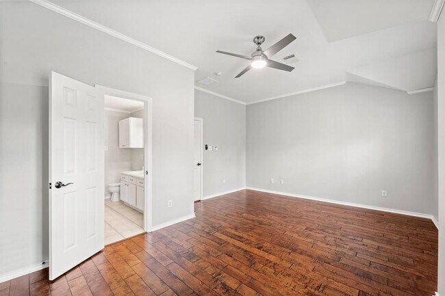 Building Photo - 26 Musgrove Pl