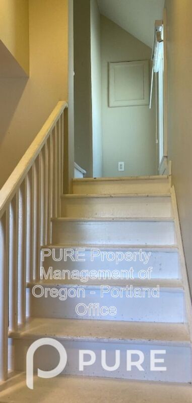 Building Photo - 22 S Meade St