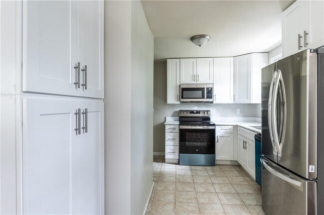 Primary Photo - 3527 Bolfair Dr NW