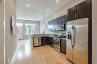 Building Photo - Northern Liberties 4 Bedroom Townhome