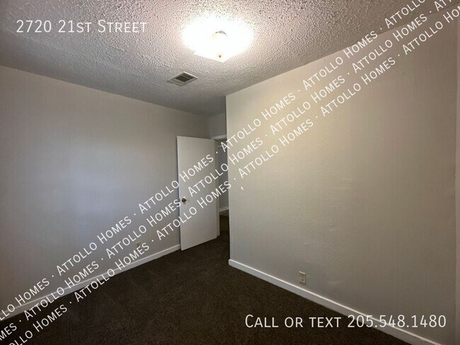 Building Photo - 2720 21st St