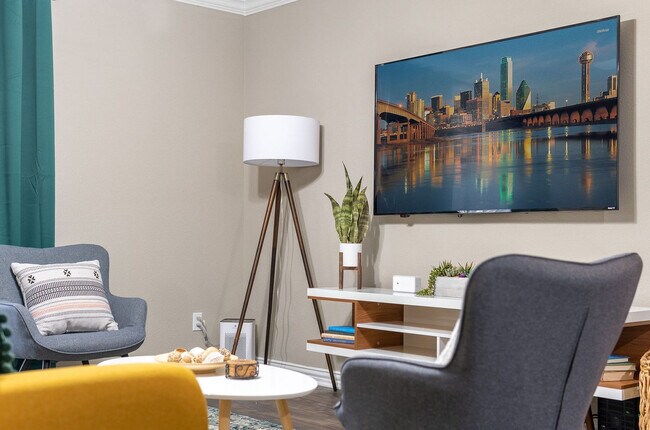 Building Photo - 10020 Regal Park Ln