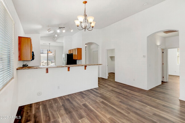 Building Photo - 17228 W Elm St
