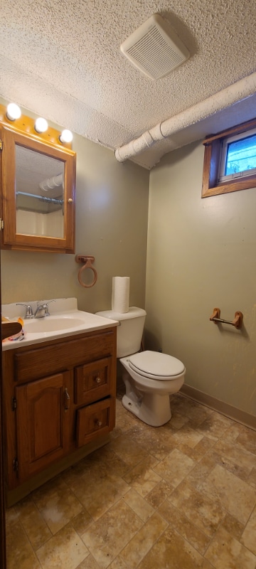 Building Photo - 606 Southview Dr