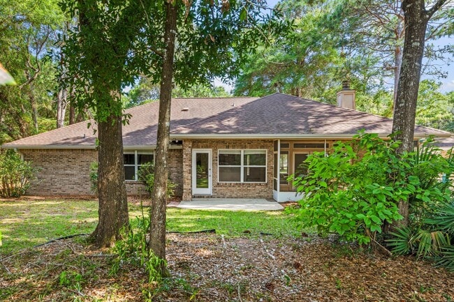 Building Photo - 406 Bally Way
