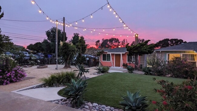 Primary Photo - 4875-4887 Naples St - 4887 (Salmon-6)