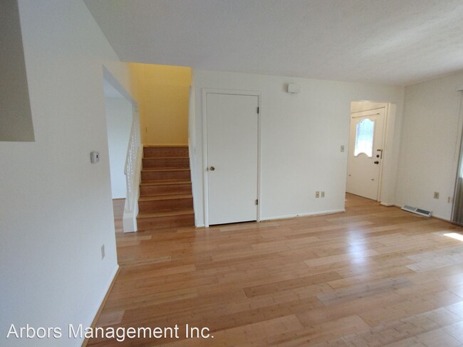 Building Photo - 3 br, 2 bath House - 7392 Beacon Hill Drive