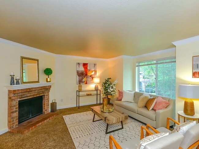 Primary Photo - 3 Bedroom Condo in Des Moines