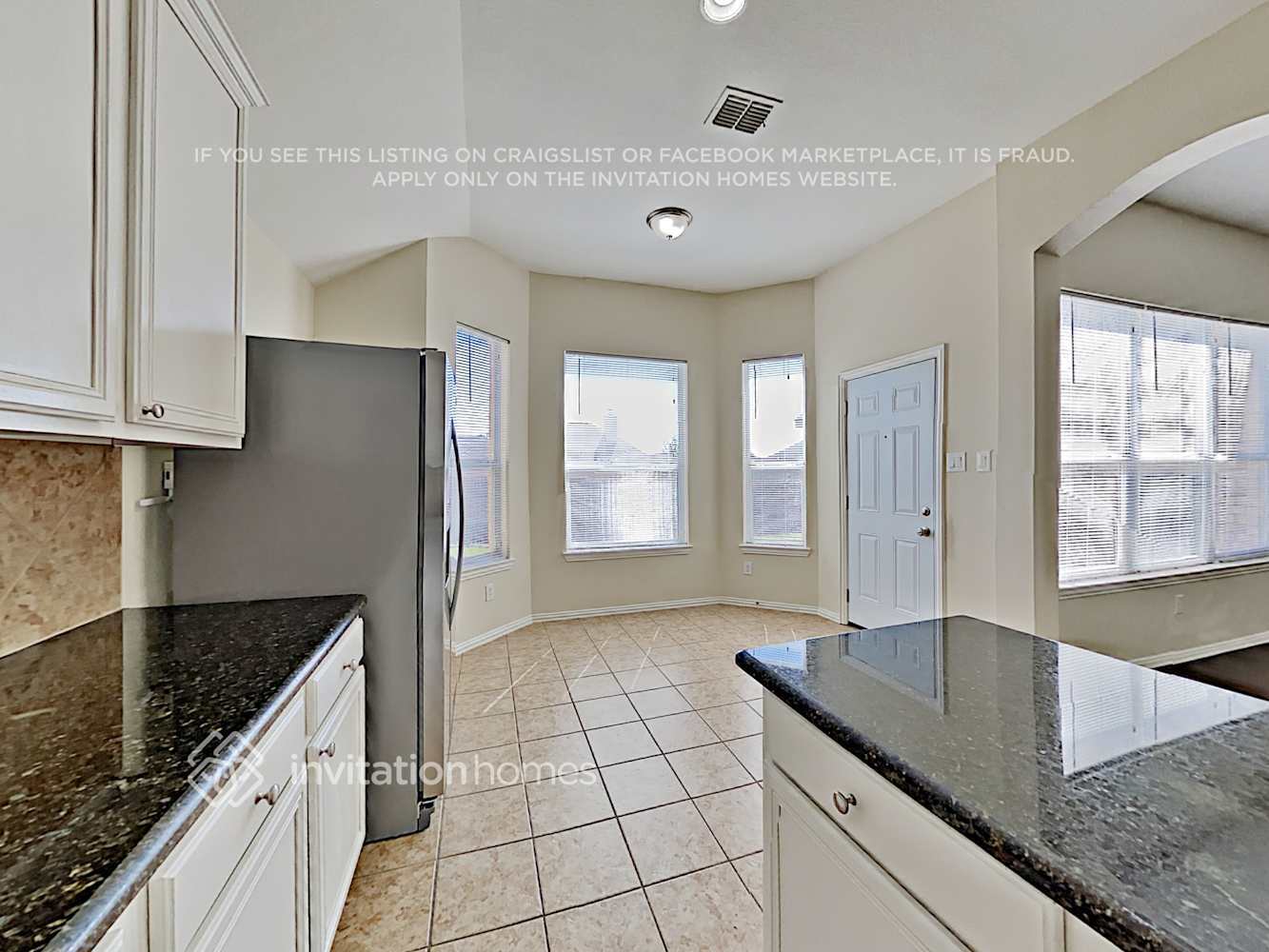Building Photo - 3724 Queenswood Ct