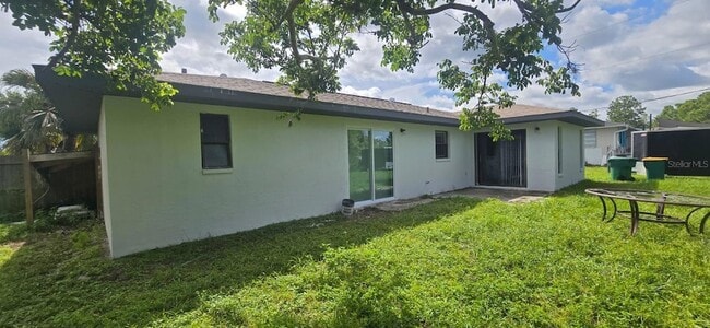 Building Photo - 5498 Montego Ln