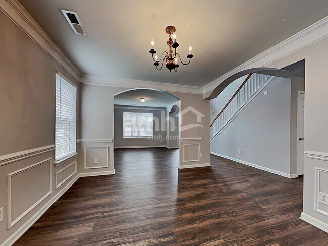 Building Photo - 7683 Natalie Commons Drive
